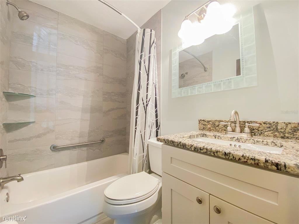 3207 Beneva Rd #102 - Photo 3 of 6