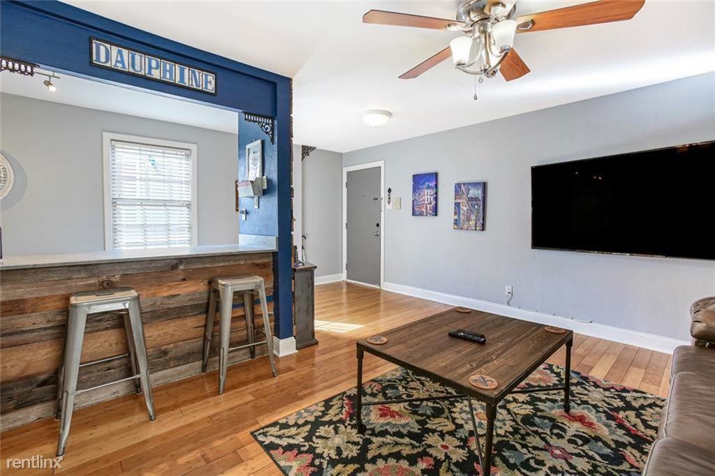 1323 Dauphine St #4 - Photo 2 of 8