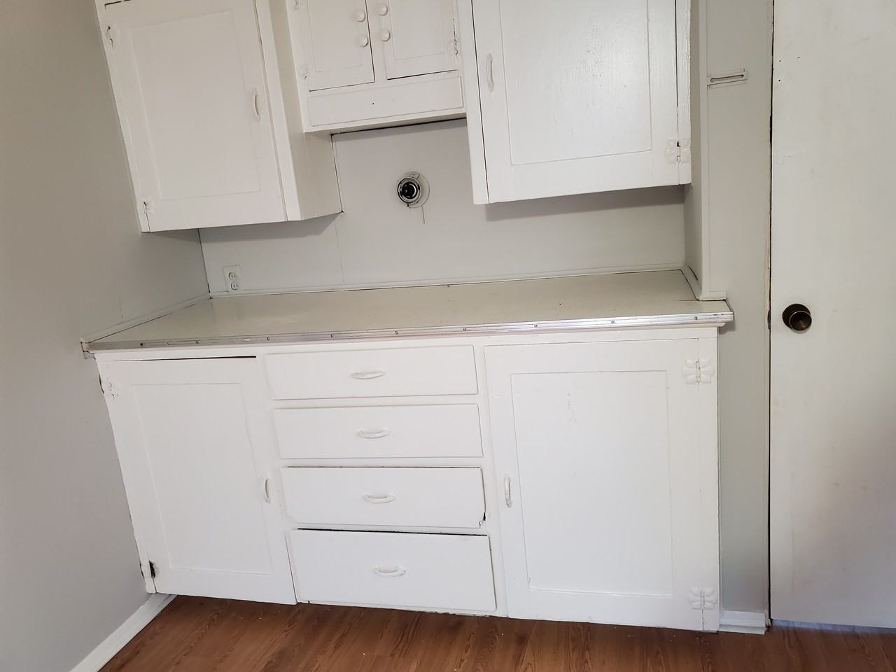 2015 E Lawrence St - Photo 3 of 8