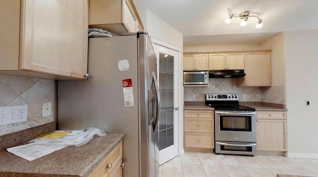 5812 8 Ave Sw - Photo 3 of 19