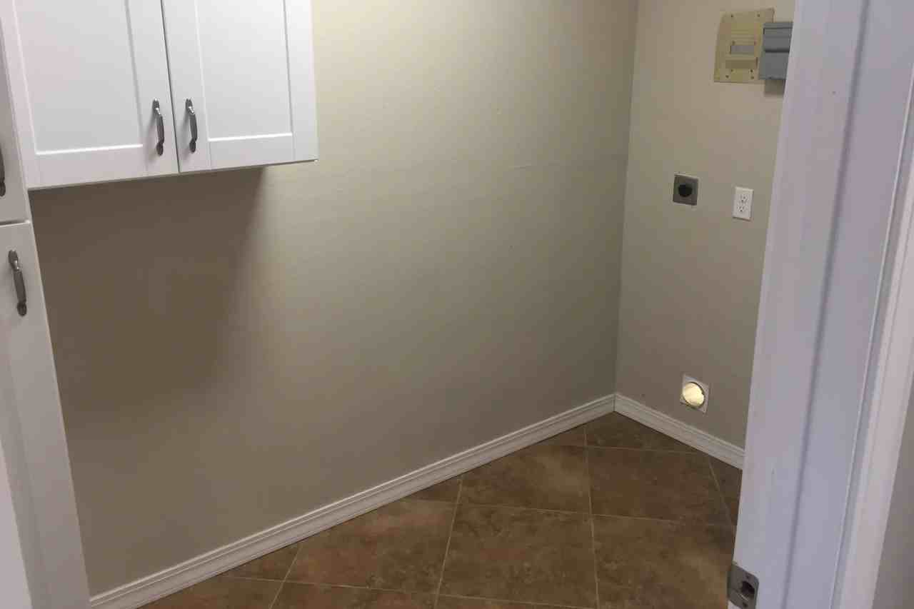 605 Washington Ave - Photo 2 of 6