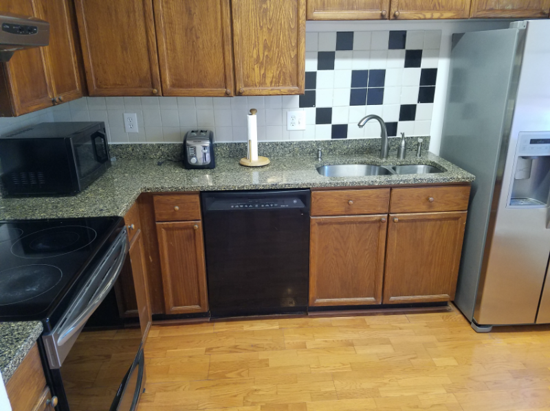 25746 Woodfield Rd - Photo 3 of 17