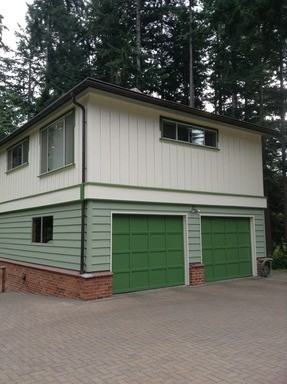 9975 NE Valley Rd - Photo 2 of 8