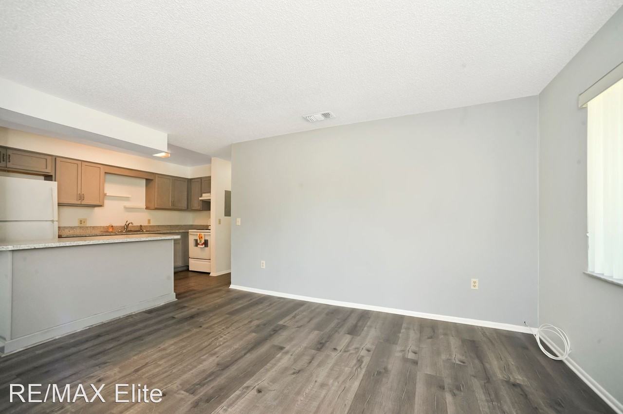 1358 Westover St #104 - Photo 3 of 10