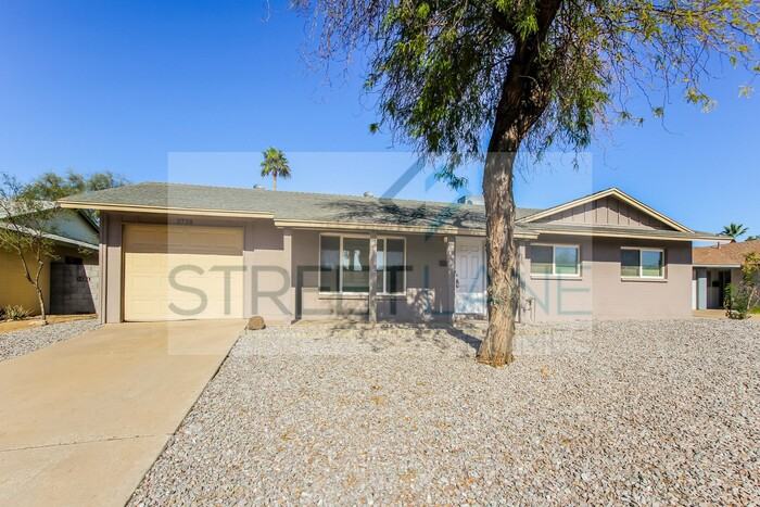 3738 W Mauna Loa Ln - Photo 2 of 15