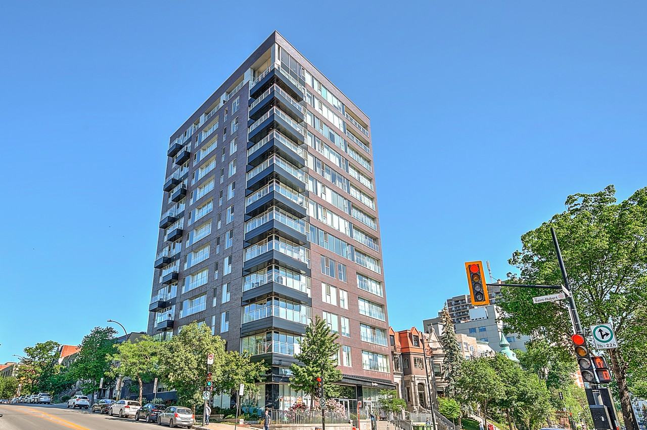 801 Rue Sherbrooke Est #1404