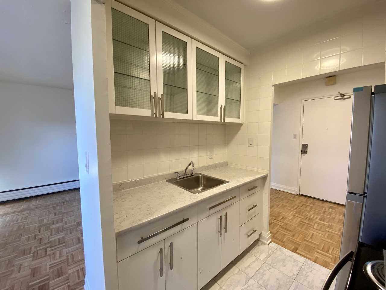 1605 Jane Street #304