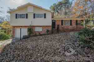 featured image of 504 Roselle Ln