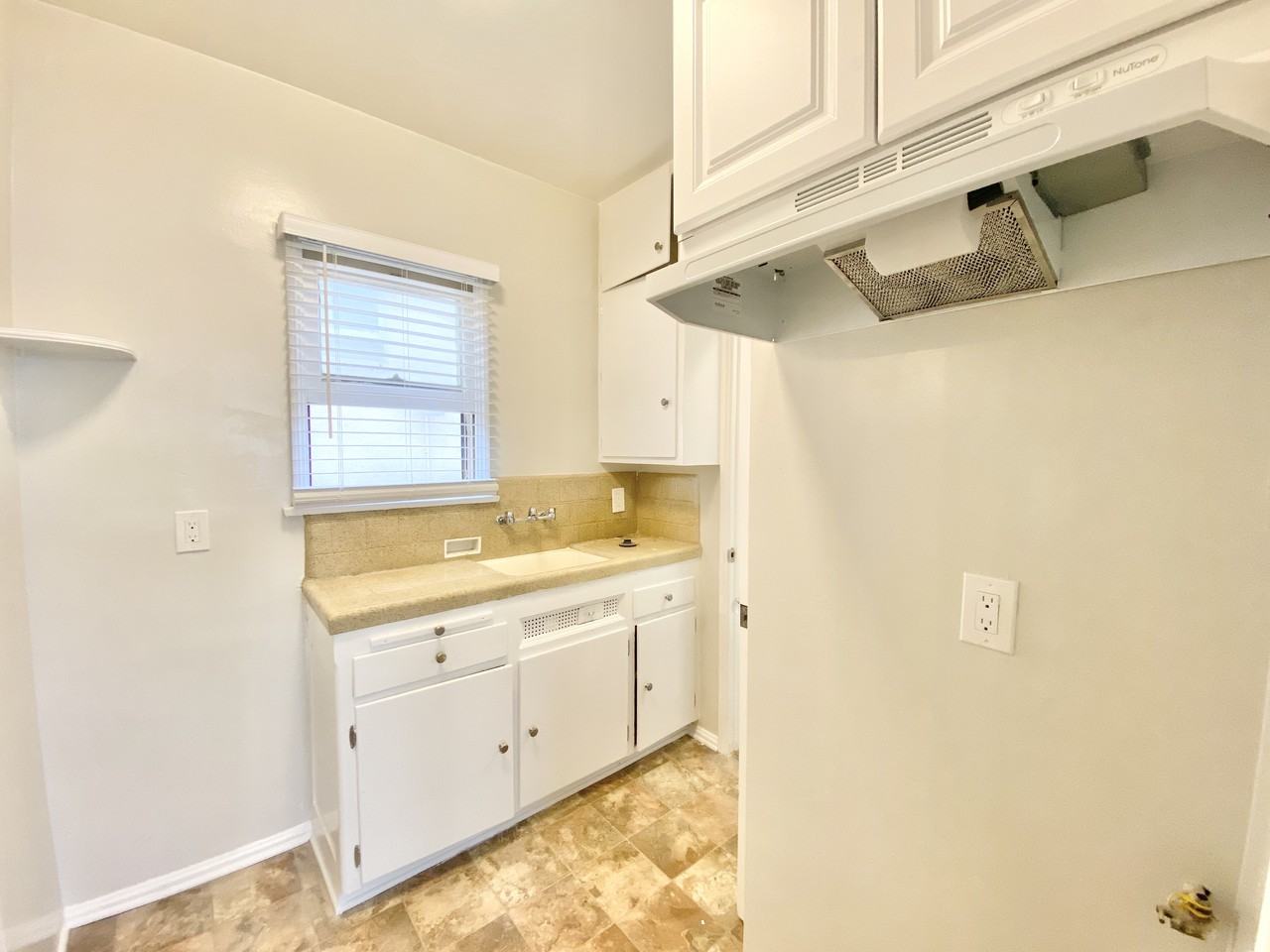 3620 Stocker St #A - Photo 2 of 3