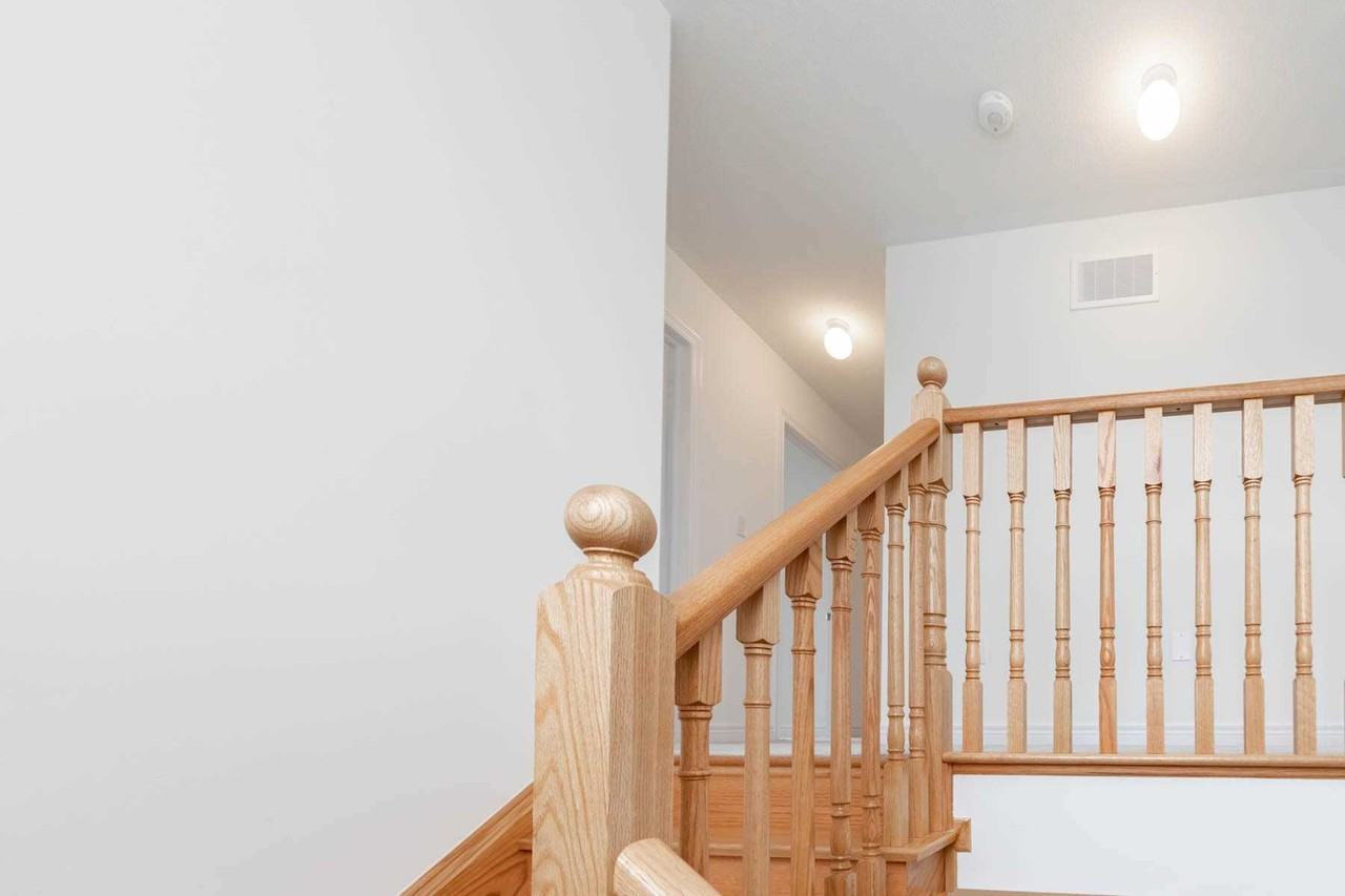 32 Longshore Way - Photo 3 of 10