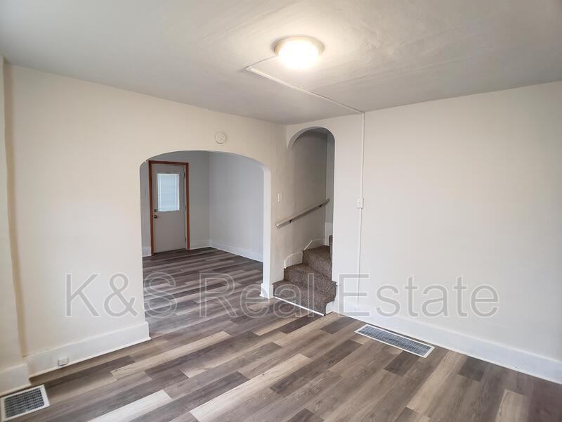 414 Church St - Photo 2 of 9