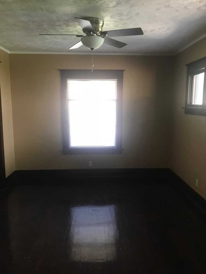 3211 Marcy St #1 - Photo 3 of 10