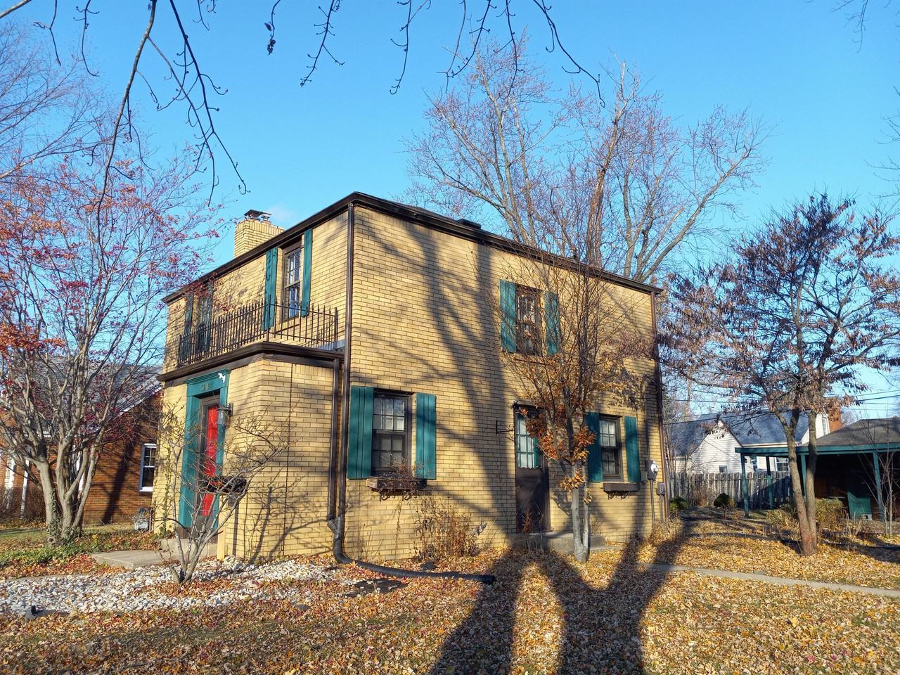 3216 Minnesota Dr #1 - Photo 2 of 22