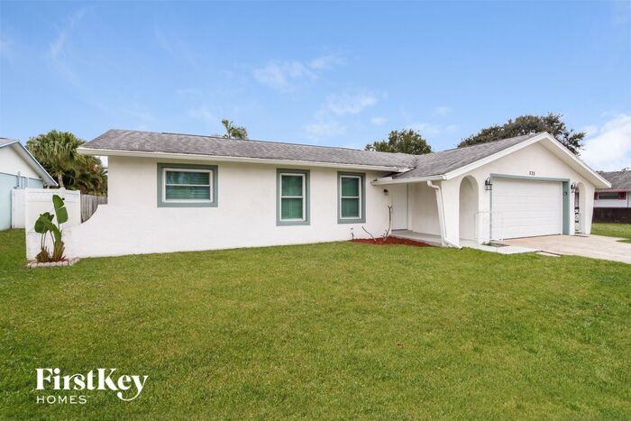 525 Sacre Coeur Dr - Photo 2 of 15