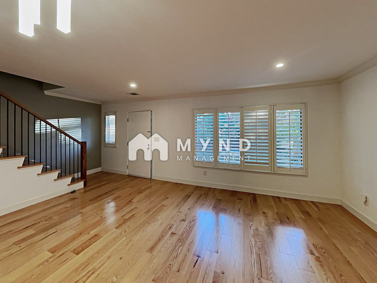 1450 Tampico Pl - Photo 2 of 18