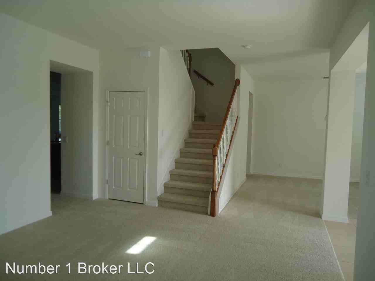 1504 Leitrim Loop - Photo 3 of 23