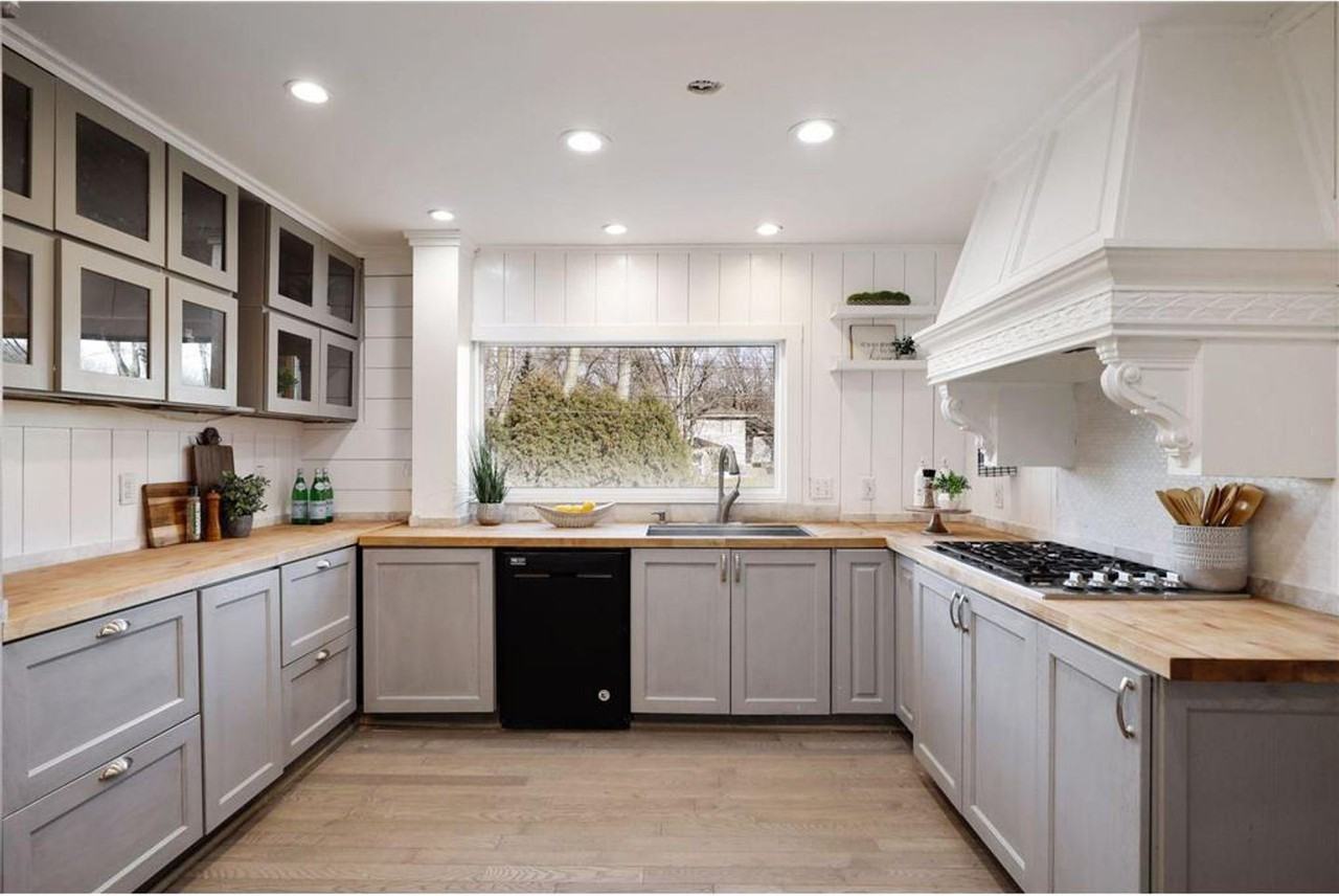 105XX W 32nd St - Photo 3 of 15