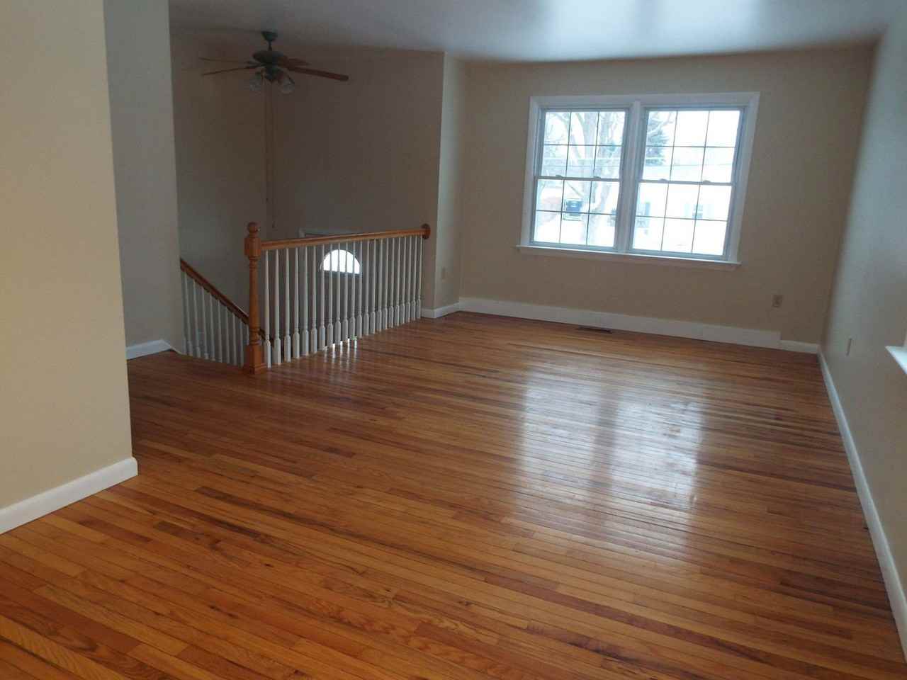 415 Florin Ave - Photo 3 of 16