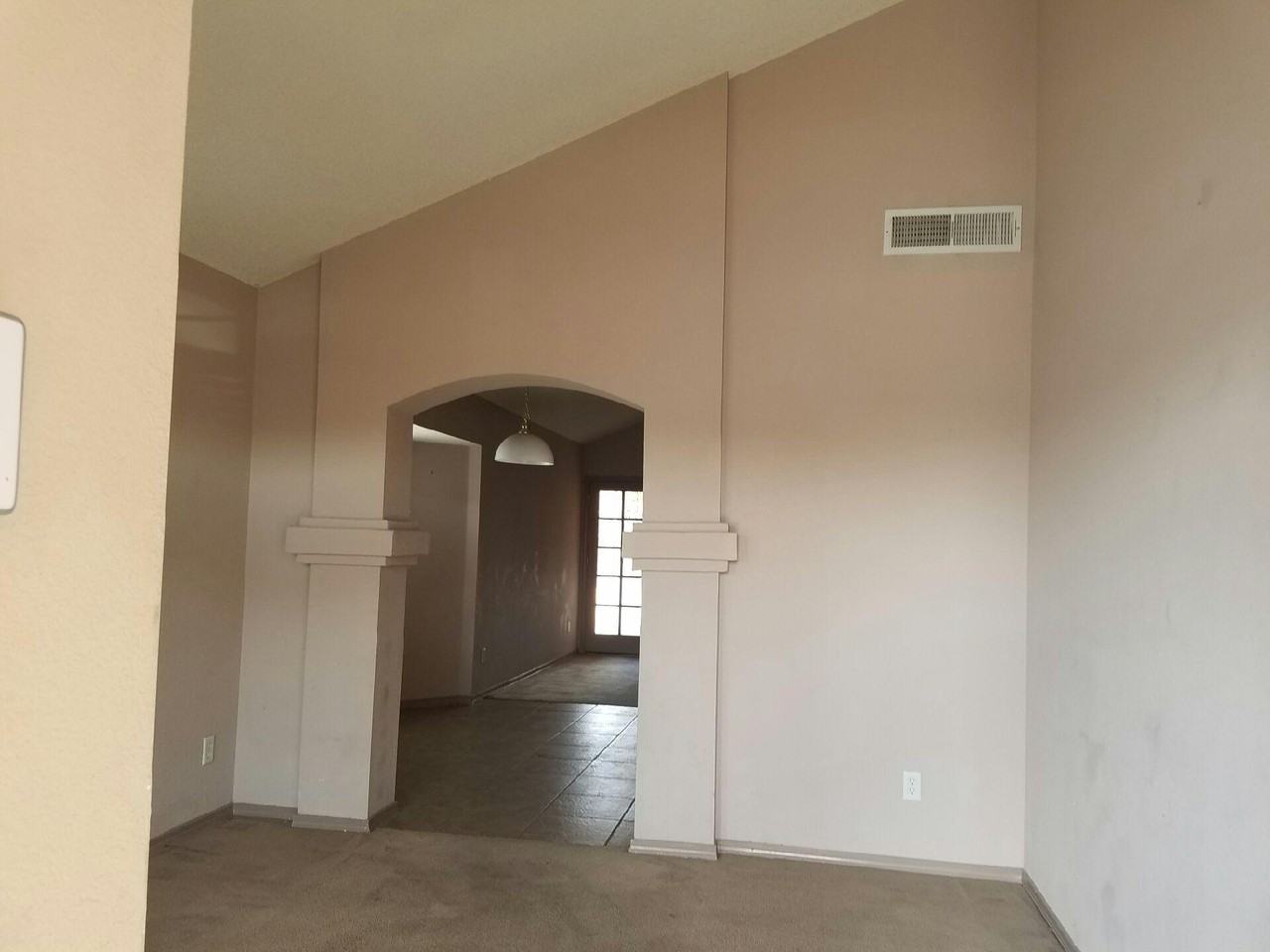 3901 Tierra Isla Way - Photo 2 of 6