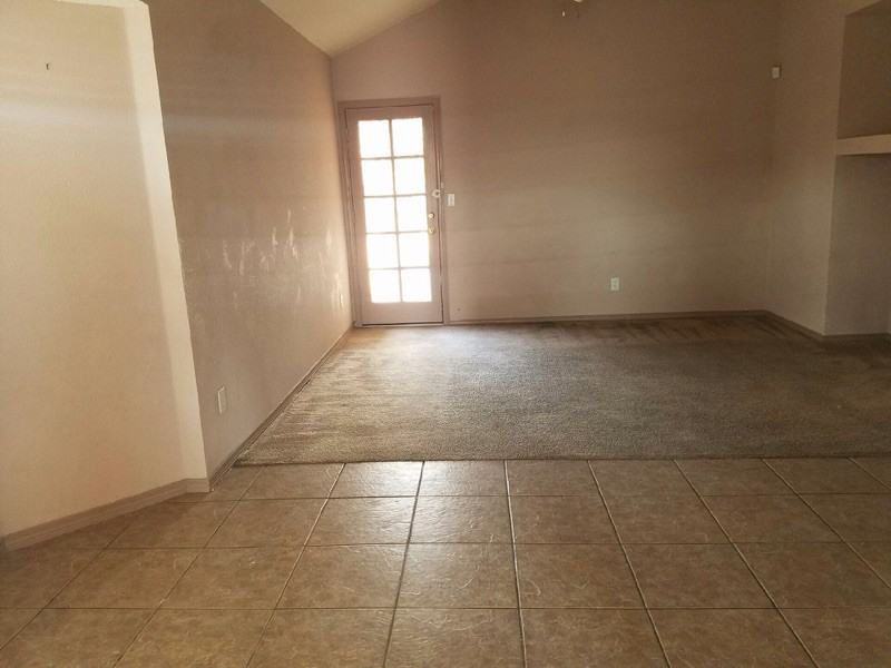 3901 Tierra Isla Way - Photo 3 of 6