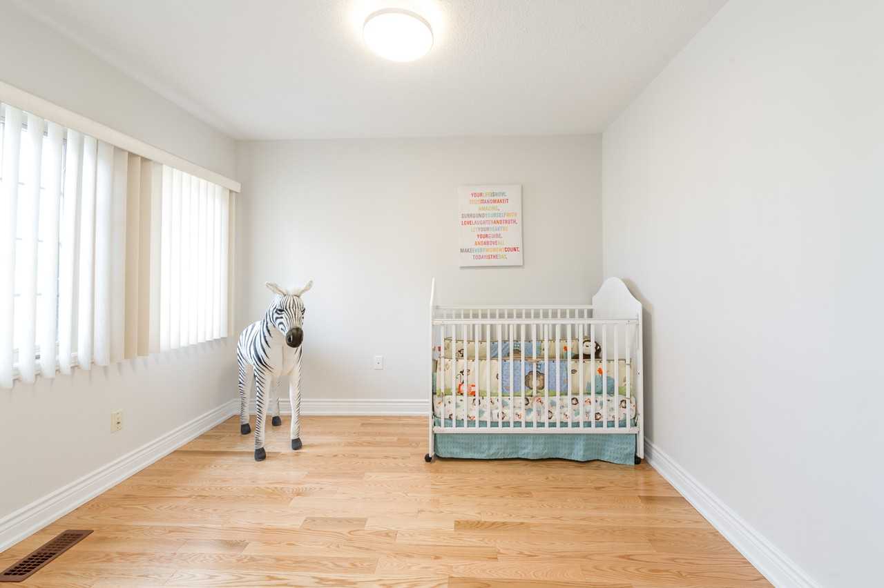 11 Silver Linden Dr - Photo 3 of 19