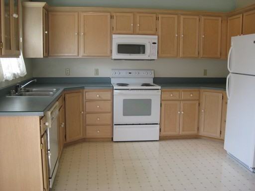 2700 S Hills Dr #1 - Photo 3 of 8