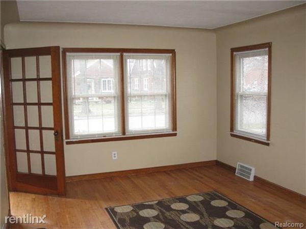 14841 Harrison Ave - Photo 2 of 5