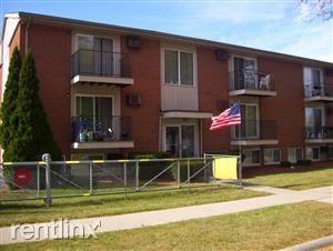 Hidden Hollow Apartments - Photo 2 of 6