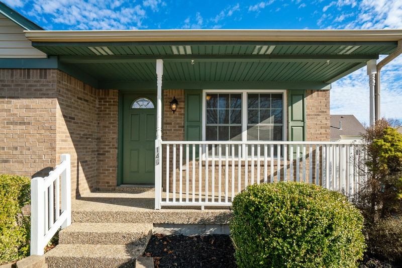 146 Lake Park Ct - Photo 2 of 29