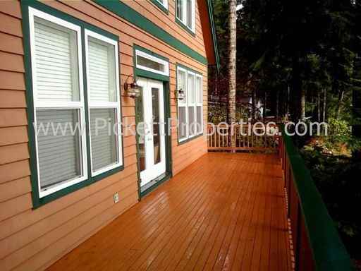 424 Kingsway NW - Photo 2 of 10