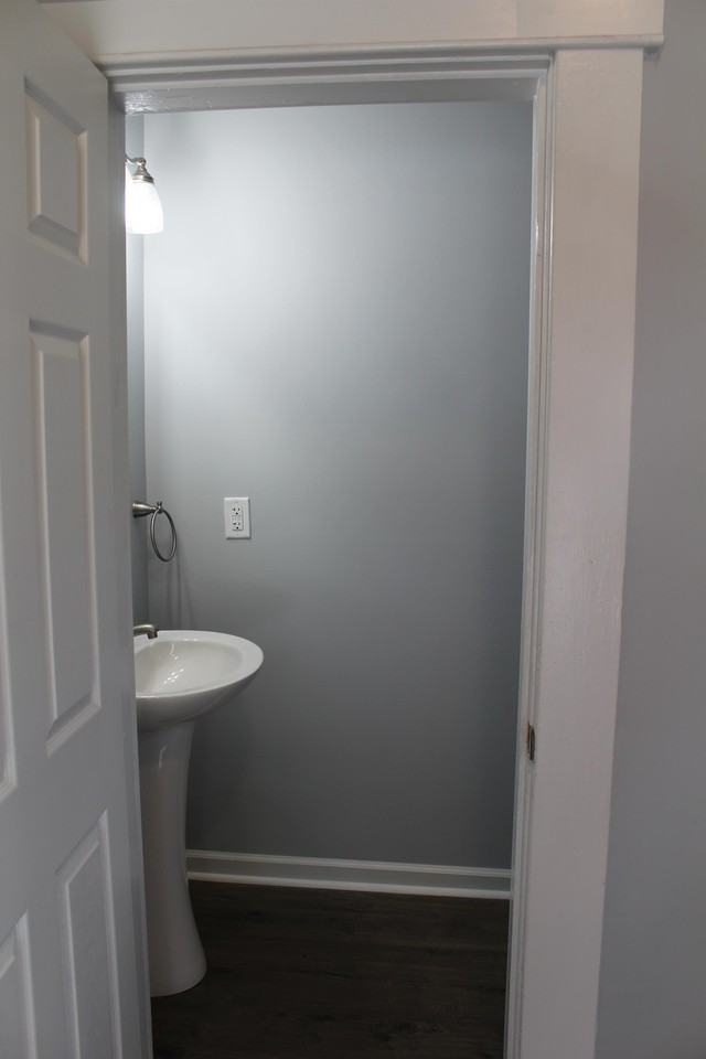 932 Linwood Ave #1 - Photo 3 of 17
