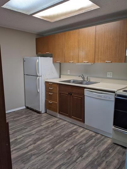 15106 Pine Meadows Drive - Photo 3 of 9