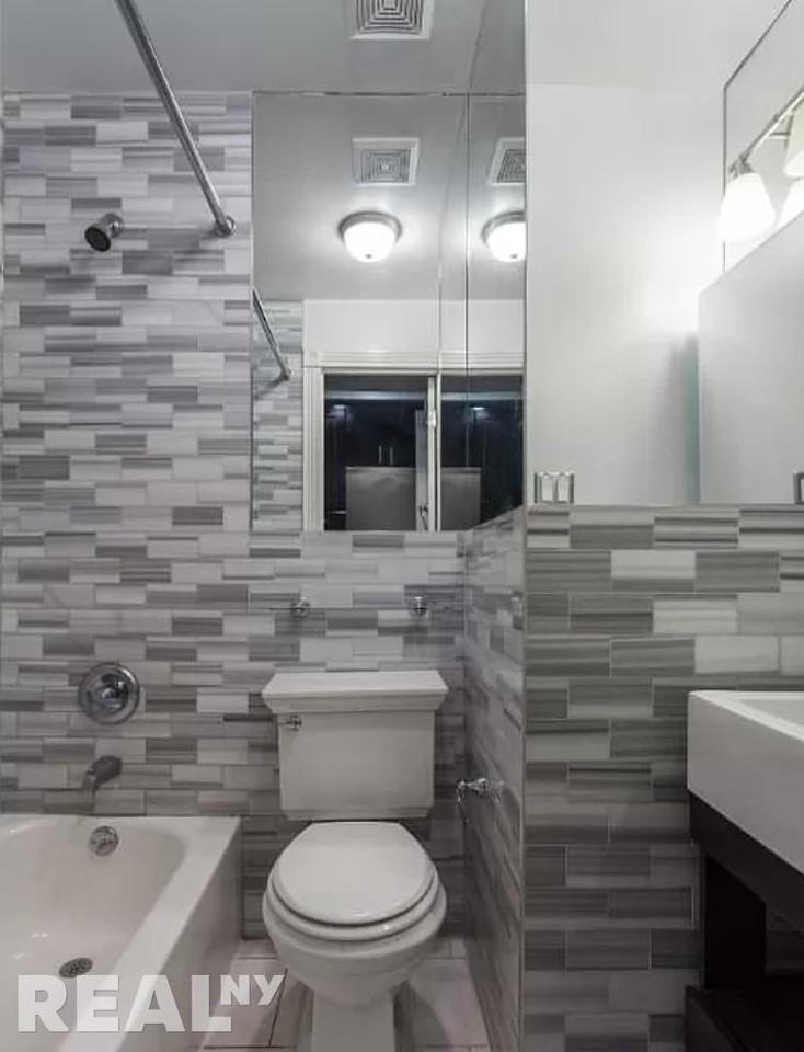 W 16th St #3W - Photo 6 of 6