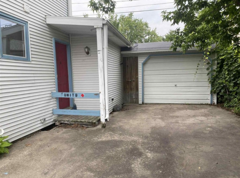 1734 Boyington Ave - Photo 2 of 20