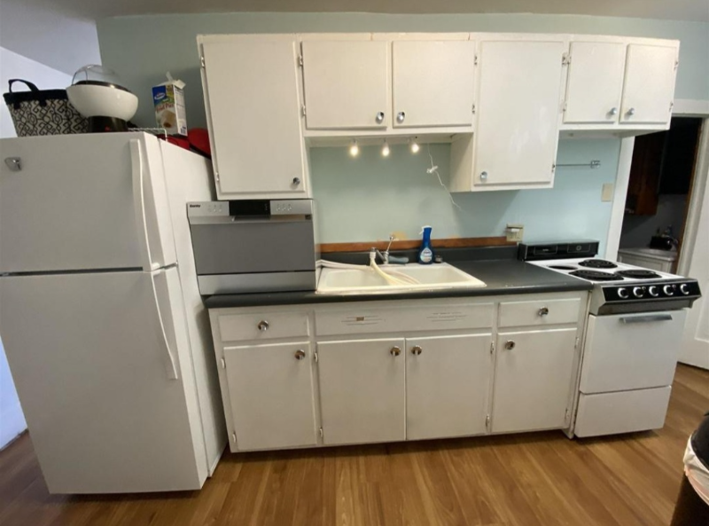 1734 Boyington Ave - Photo 3 of 20