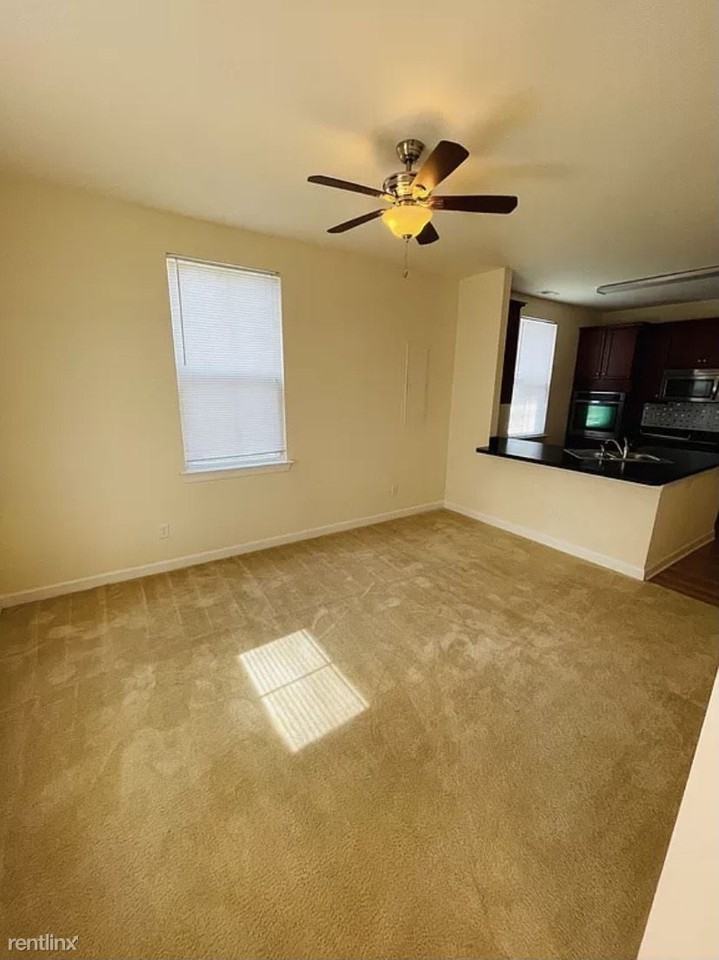 1234 Booth St - Photo 3 of 9