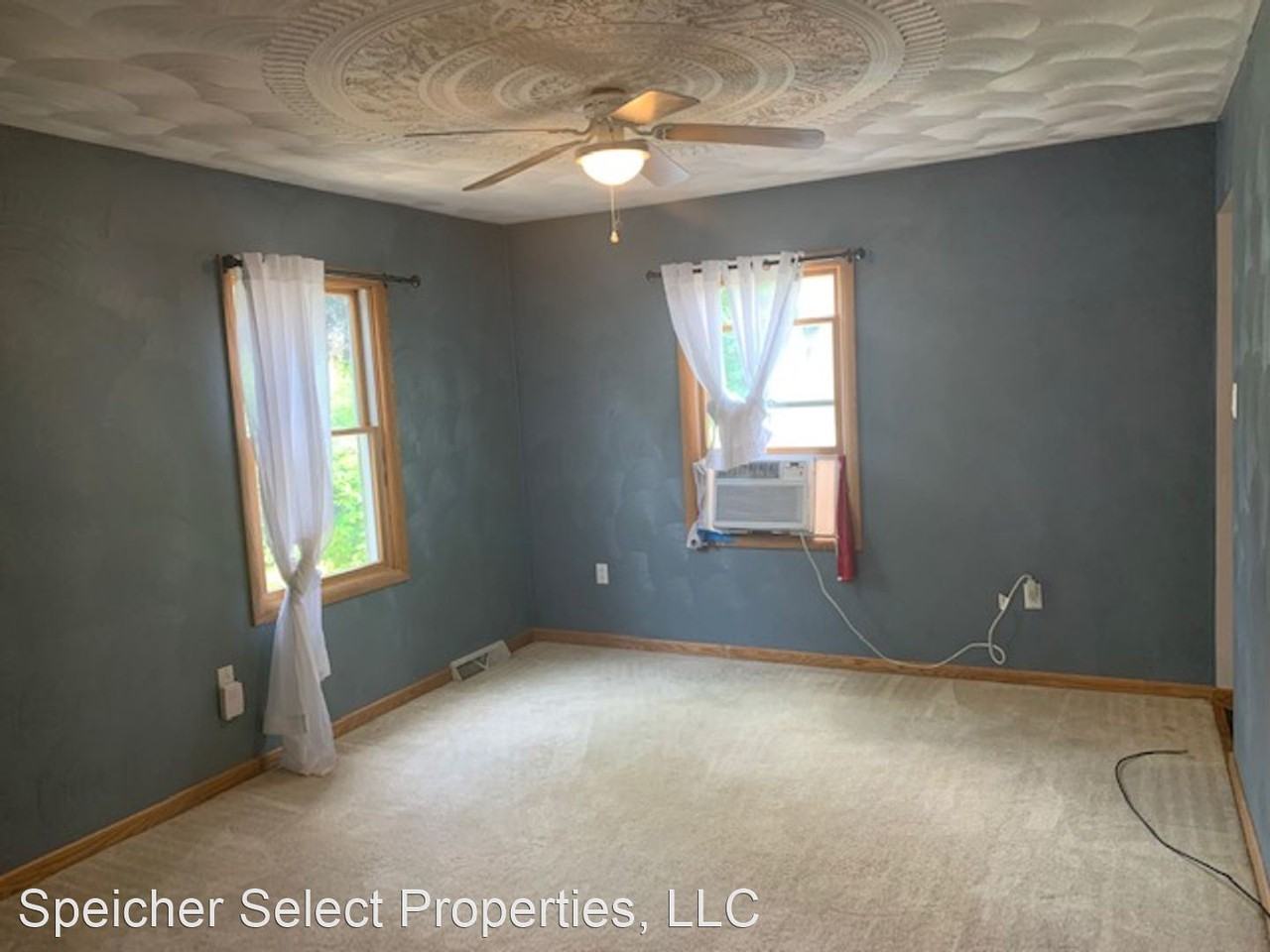 537 Hystone Ave - Photo 3 of 8