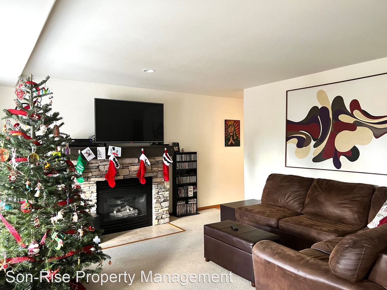 2071 Ponderosa Ct - Photo 3 of 14