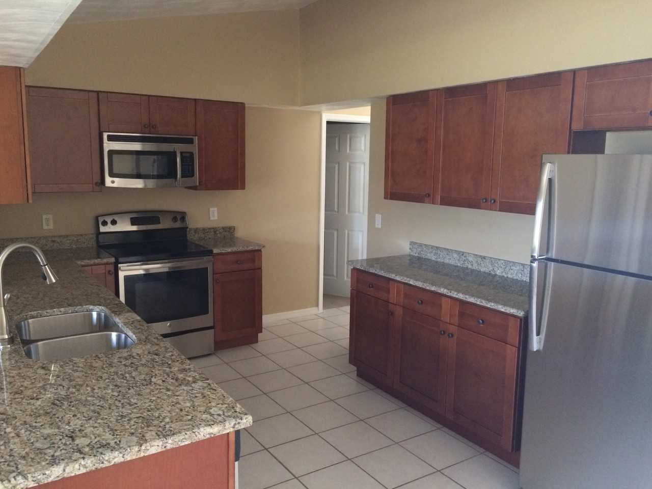 11340 Nature Trail - Photo 3 of 12