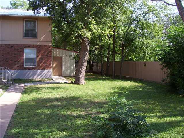 210 N Vandeveer St - Photo 2 of 6