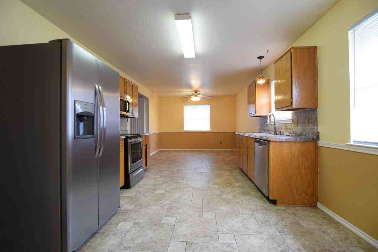 4304 Lonesome Dove Dr - Photo 6 of 20