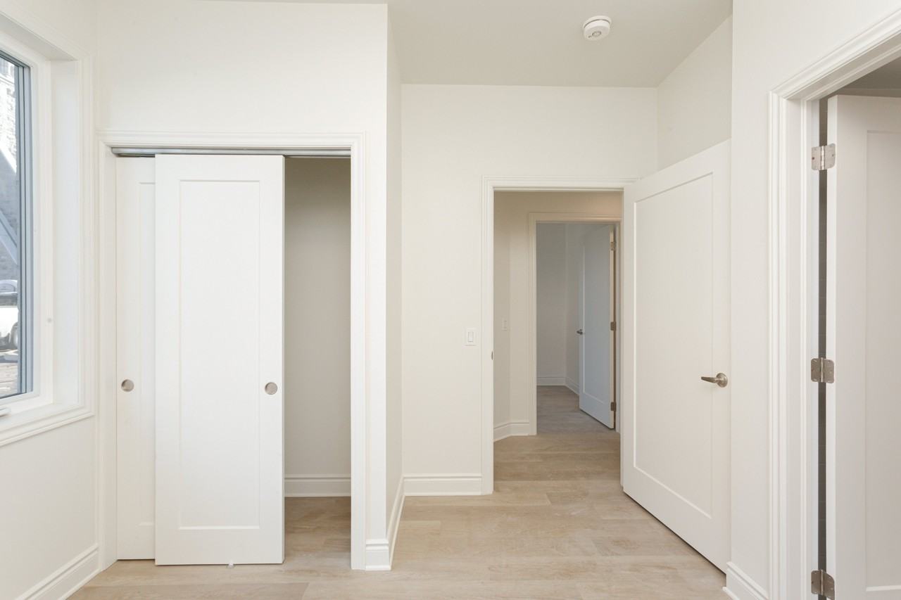 24 Mcdonald Ave #201 - Photo 3 of 27