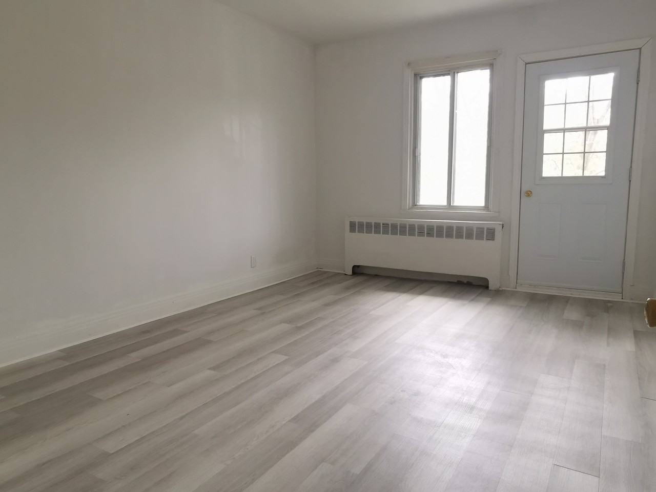 3295 Rue Goyer