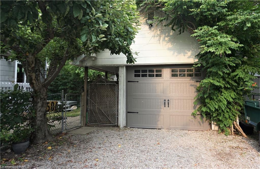 17 Riverside Dr - Photo 2 of 30