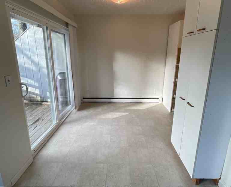 13307 Sw 17th St - Photo 3 of 17