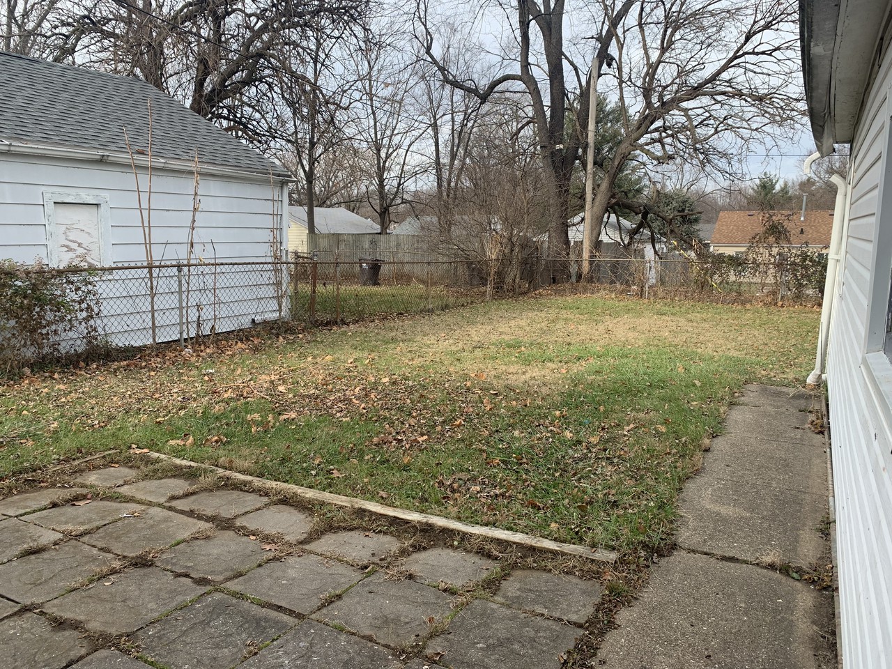 723 East Gift Avenue - Photo 3 of 21