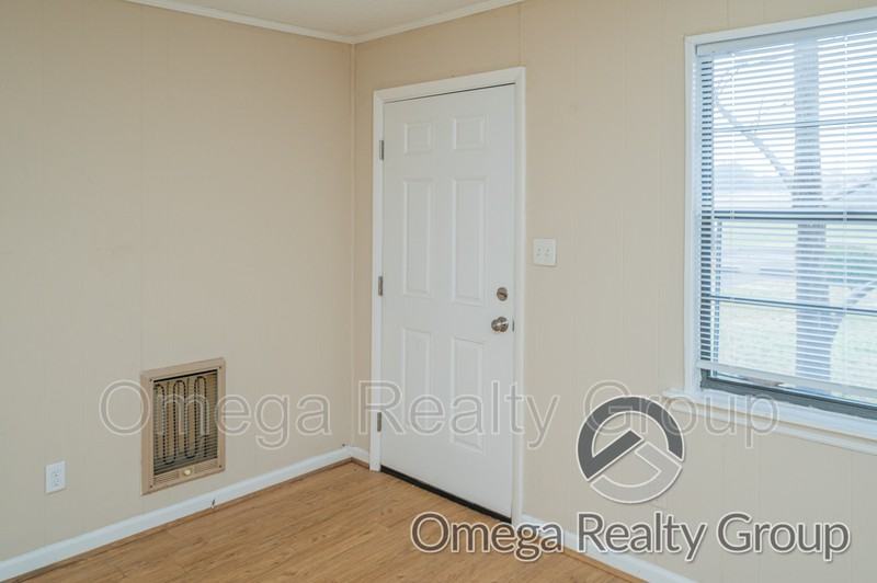 8010 4th Ave #112 - Photo 2 of 25