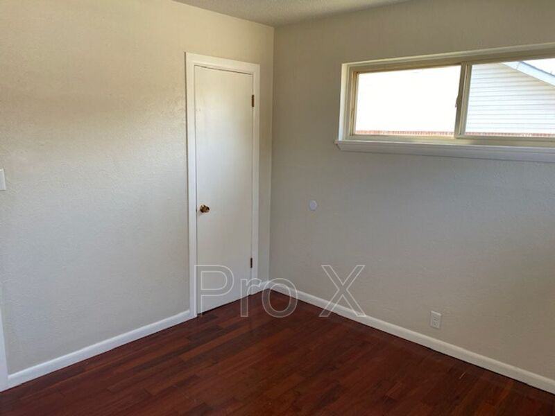 1600 W Broadway St - Photo 7 of 18