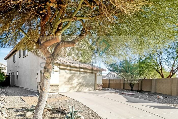 25842 W Gibson Ln - Photo 2 of 15