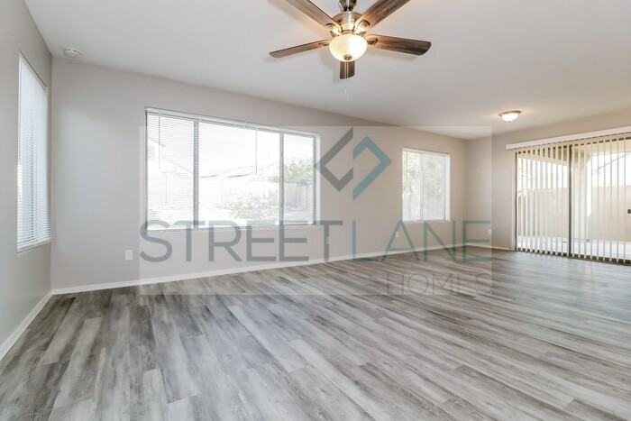 25842 W Gibson Ln - Photo 3 of 15